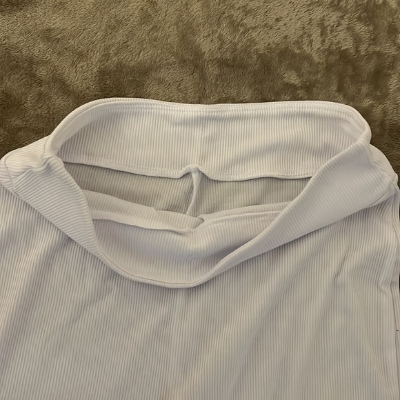 Top and biker short set - Picture 4 of 6